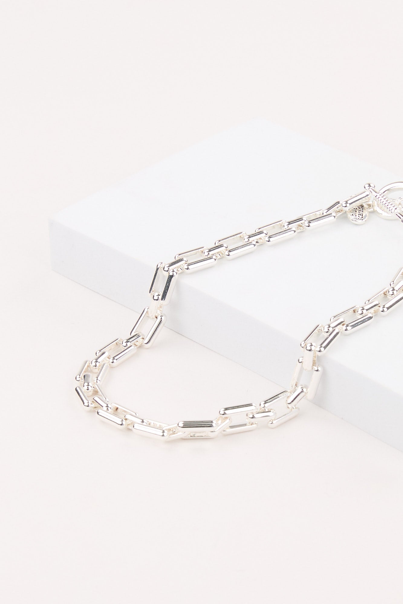 Lara Short Necklace