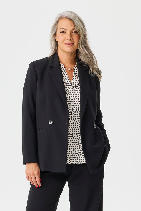 Mara 2 Button Jacket