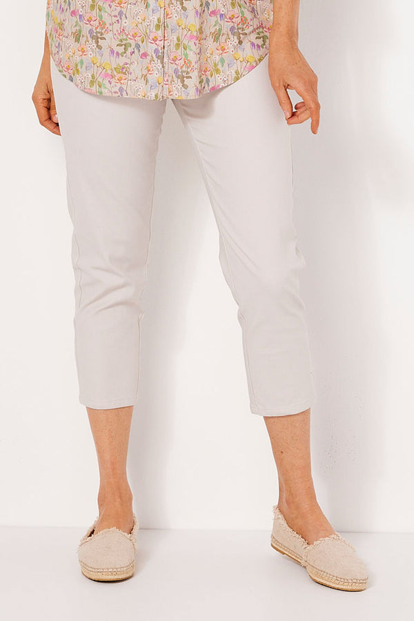 Sandy Stretch 7/8 Pull On Jean