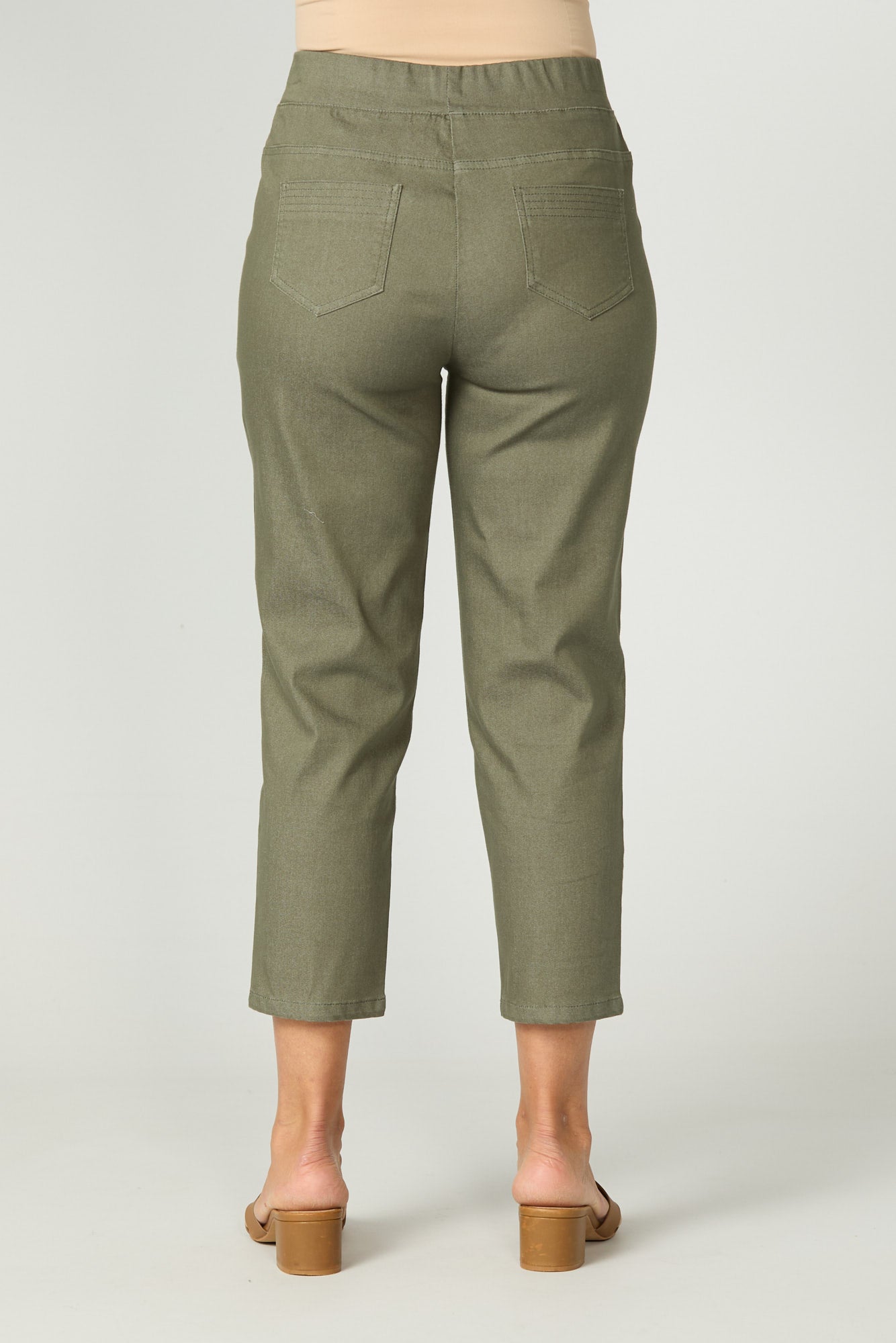Sandy Stretch 7/8 Pull On Jean