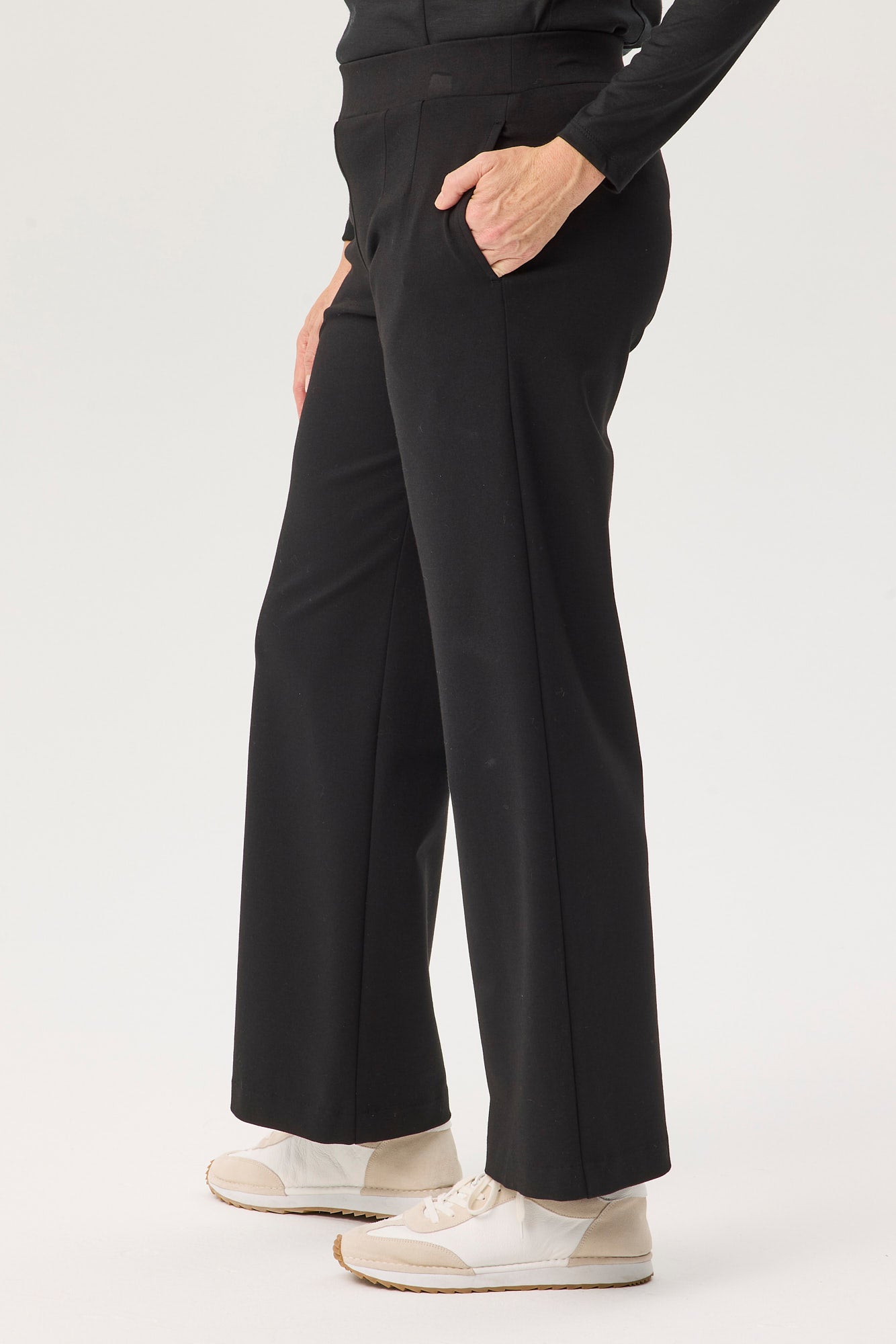 Romaine Pull On Wide Leg Pant