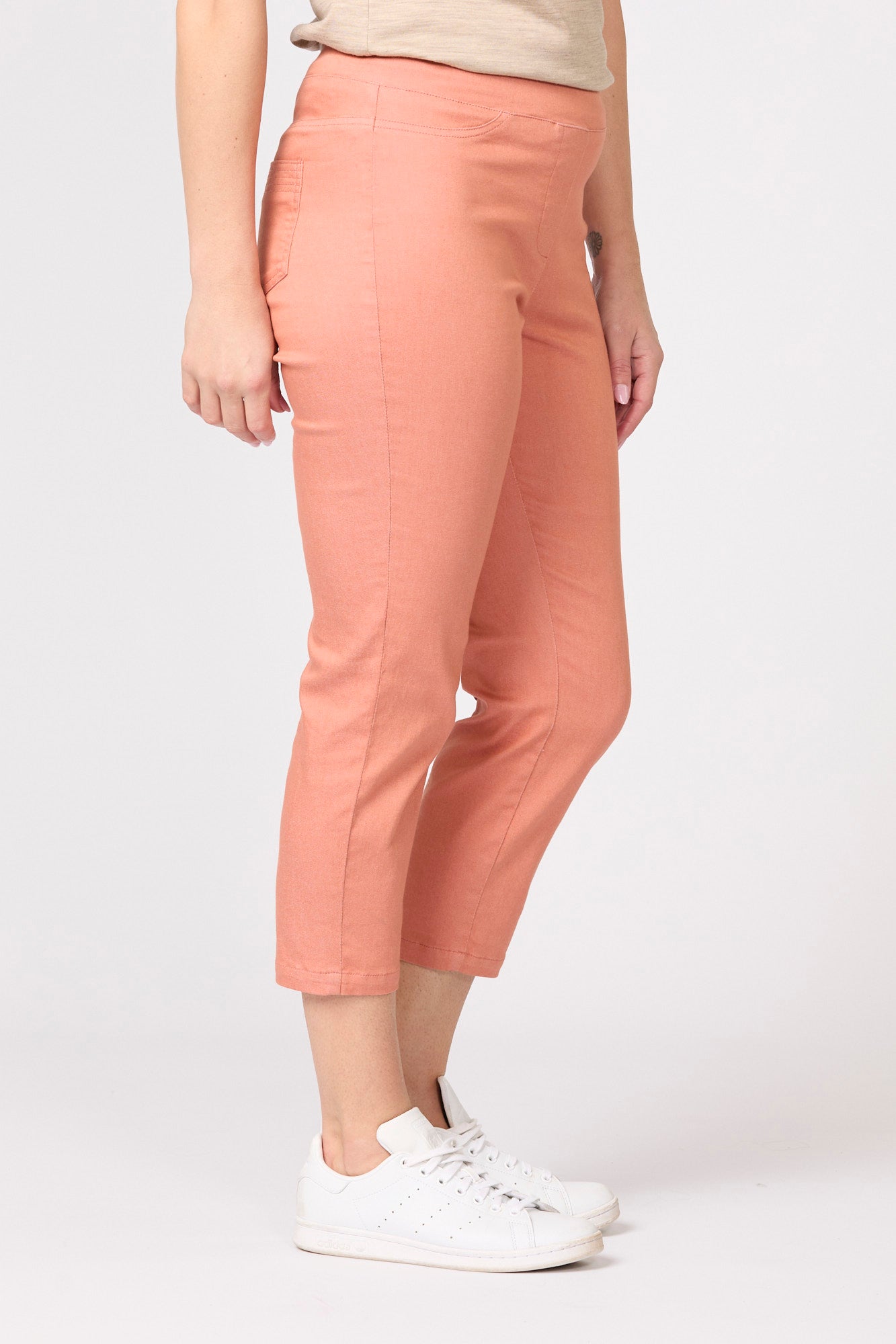 Sandy Stretch 7/8 Pull On Jean