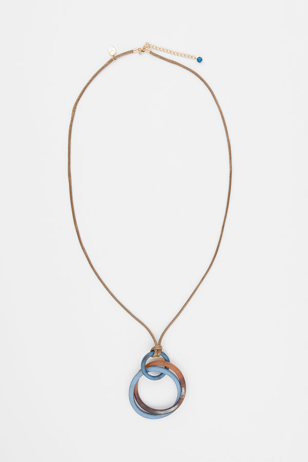 Anwen Pendant Necklace