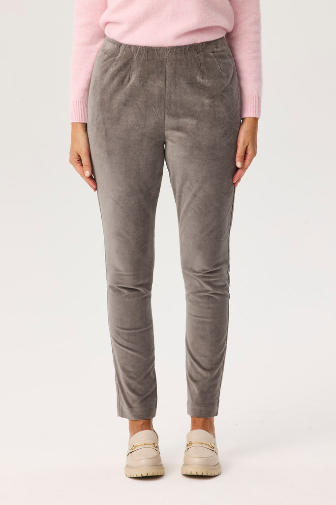 Vail Velvet Pull On Pant