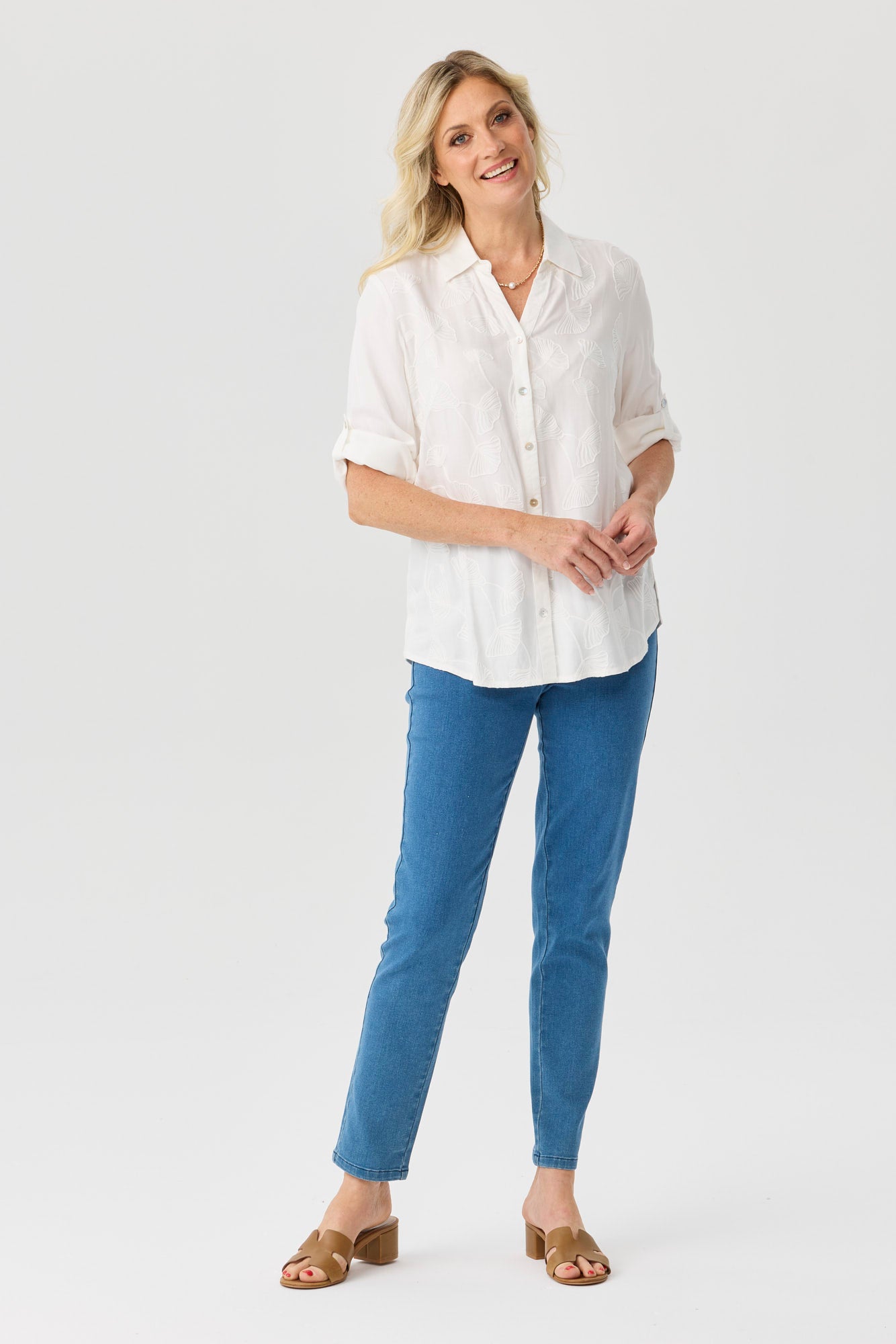 Vita Embroidered 3/4 Sleeve Soft Shirt