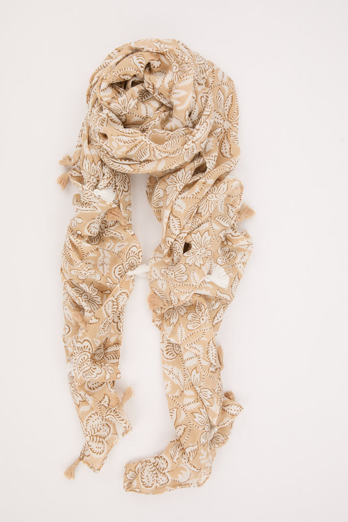 GABRIEL TASSELED SCARF