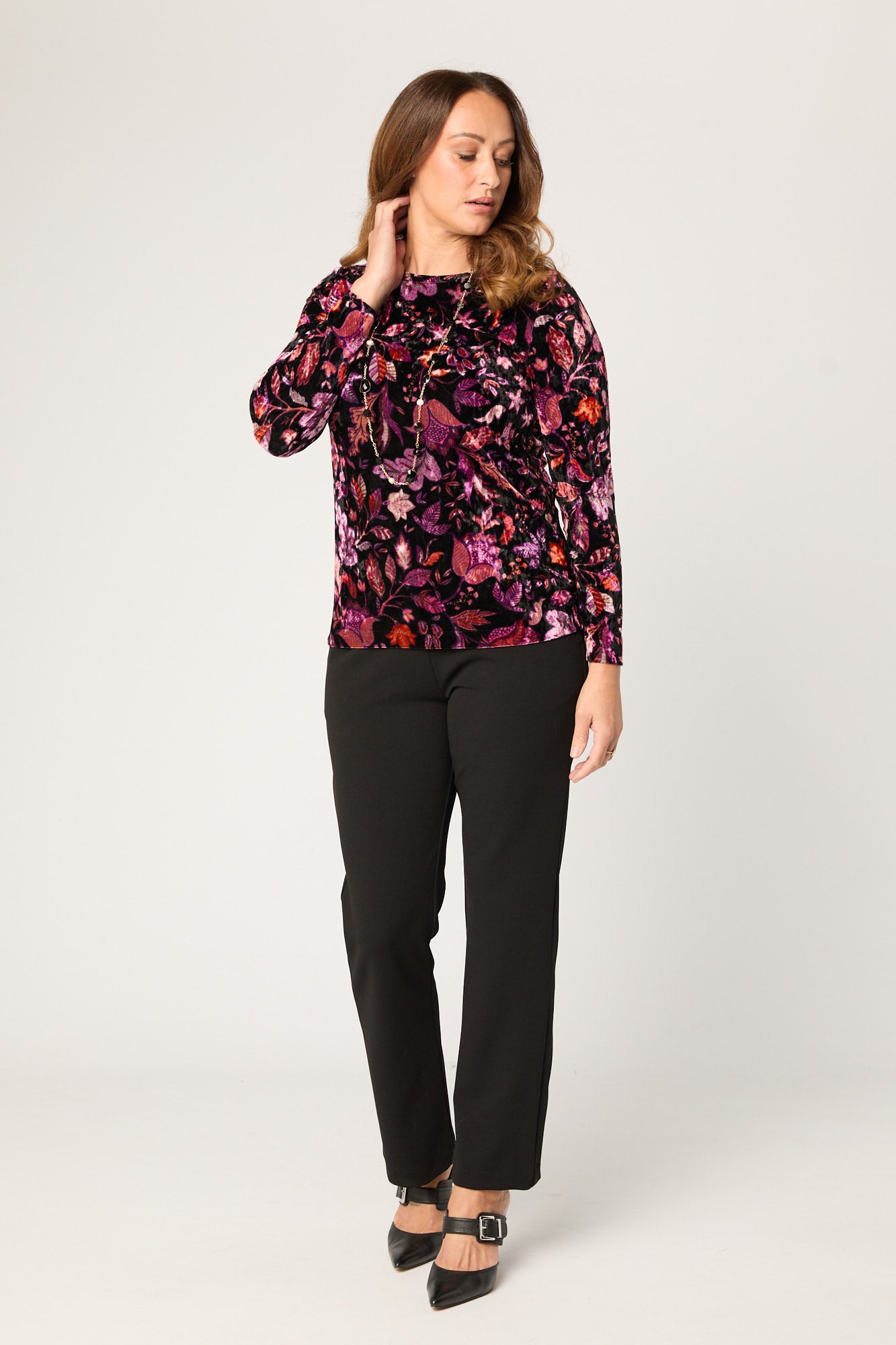 DELUXE L/SLV STRETCH VELVET TOP