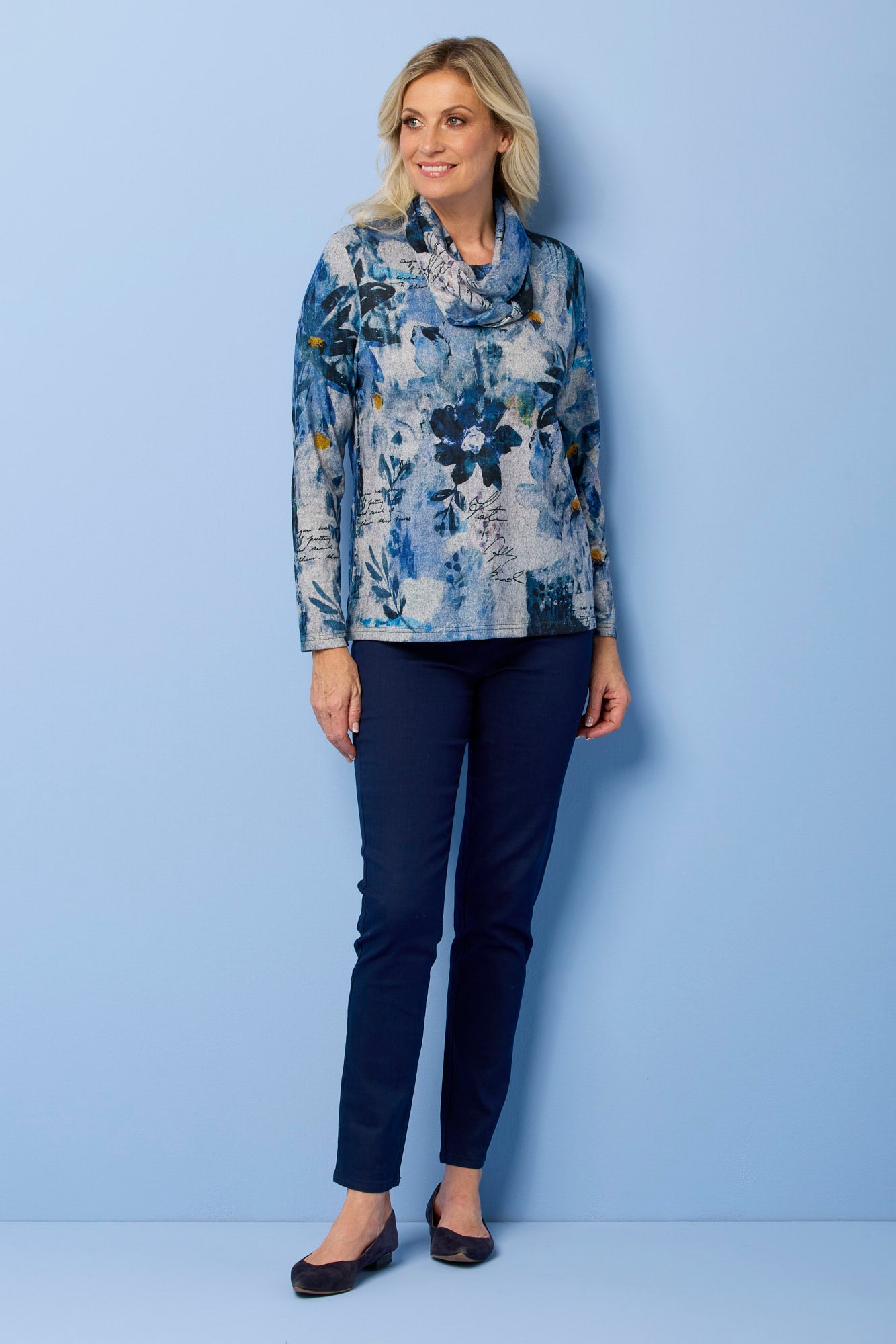 Verse Cosy Top With Snood