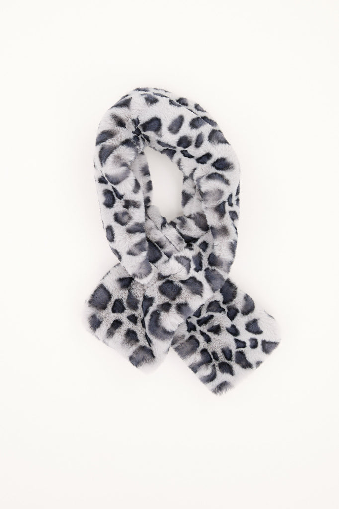 LEOPARD FAUX FUR SCARF