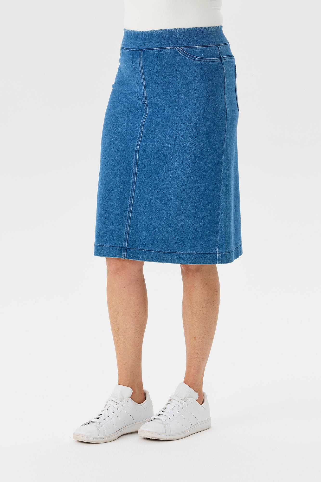Suzy Stretch Pull On Skirt
