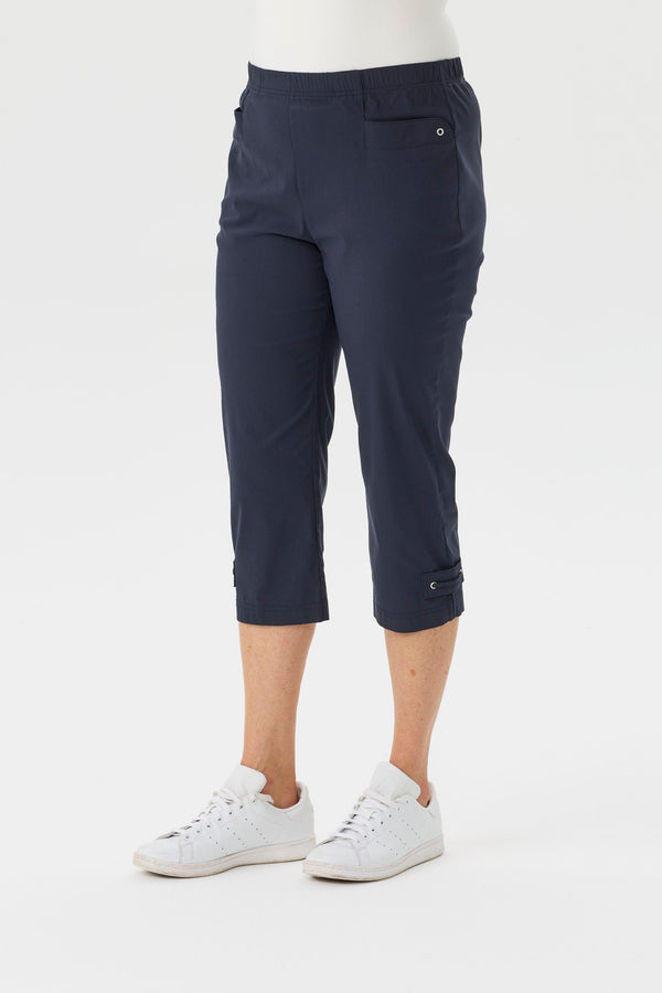 Vibe Stretch Eyelet Crop Pant
