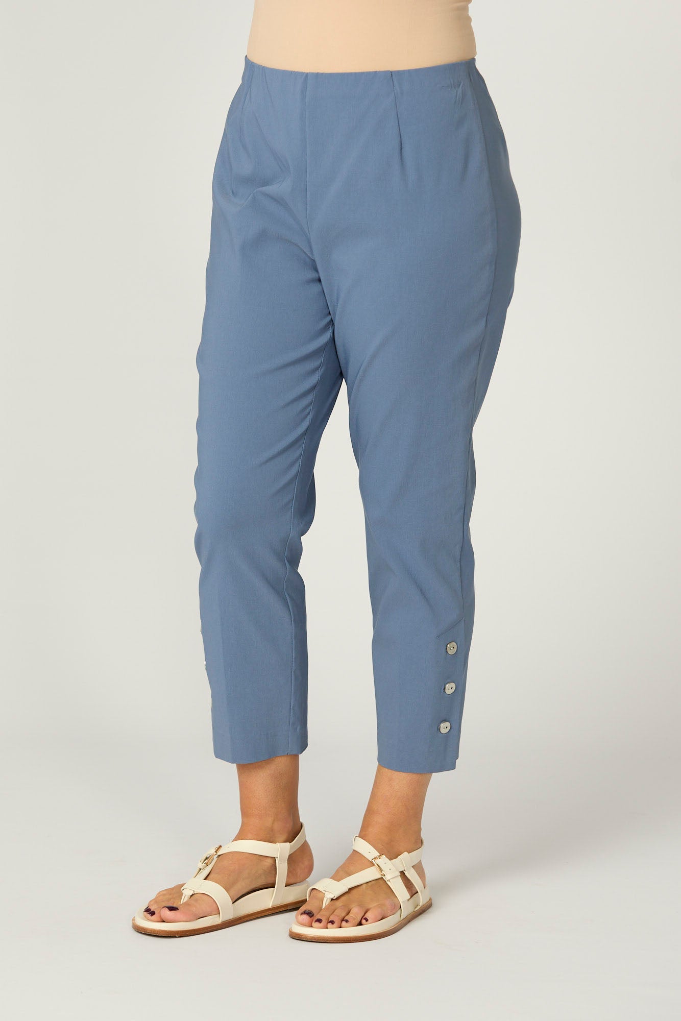 Chaucer 7/8 Button Hem Pant