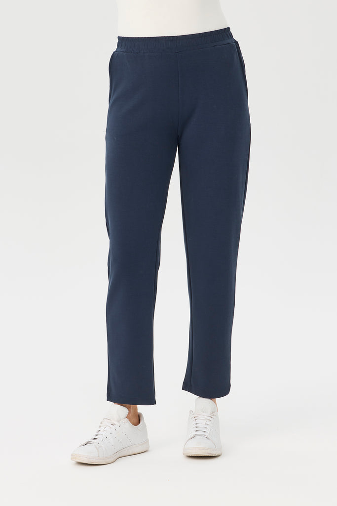 Zen Pull On Slim Leg Pant