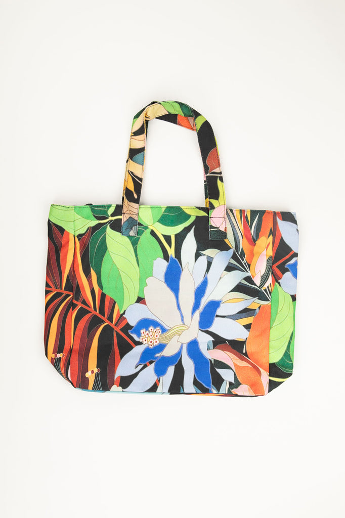 ZINIA ZIP UP TOTE BAG