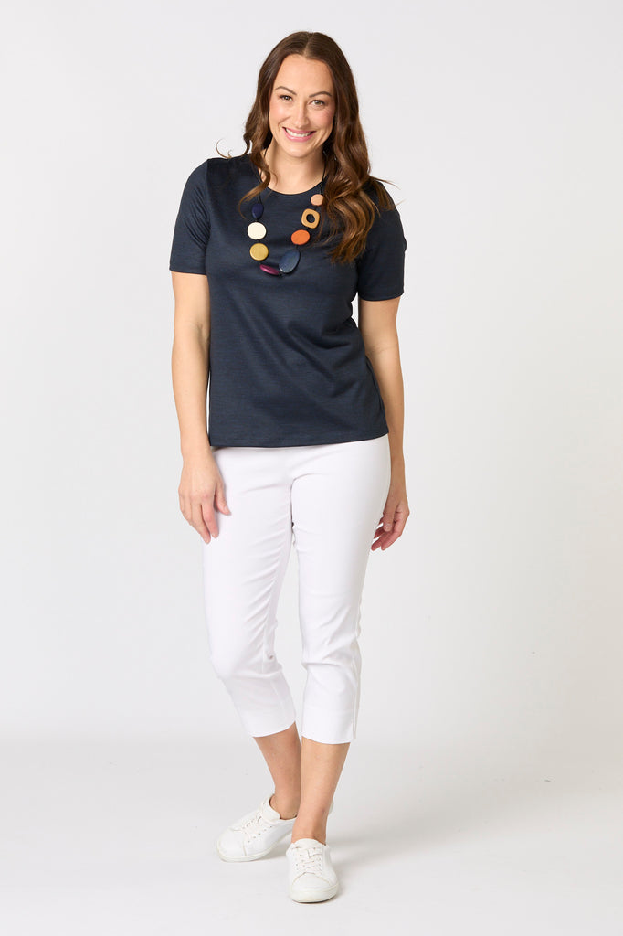 HEDRENA CLASSIC SHORT SLEEVE TEE