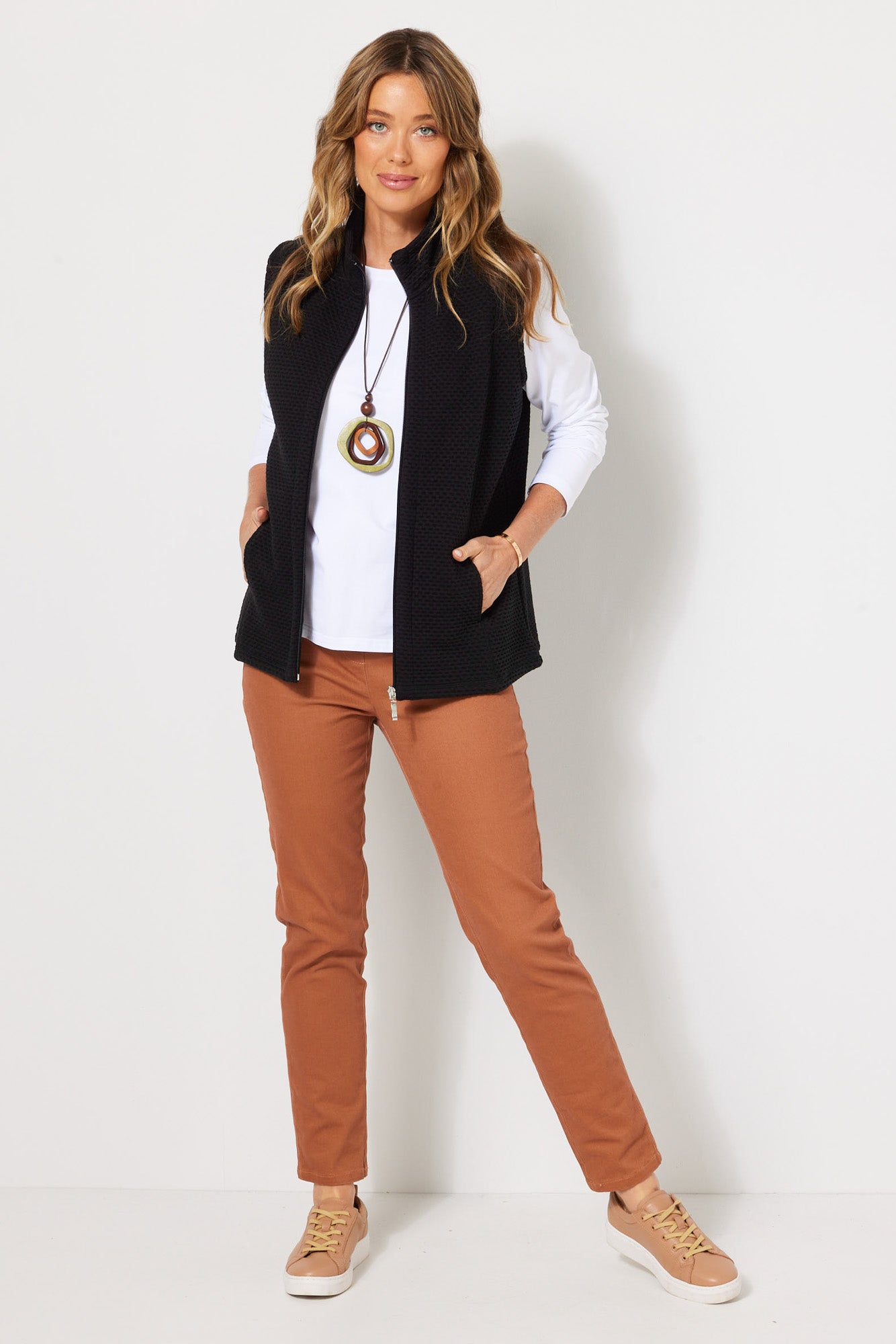 NEVE TEXTURED ZIP UP VEST