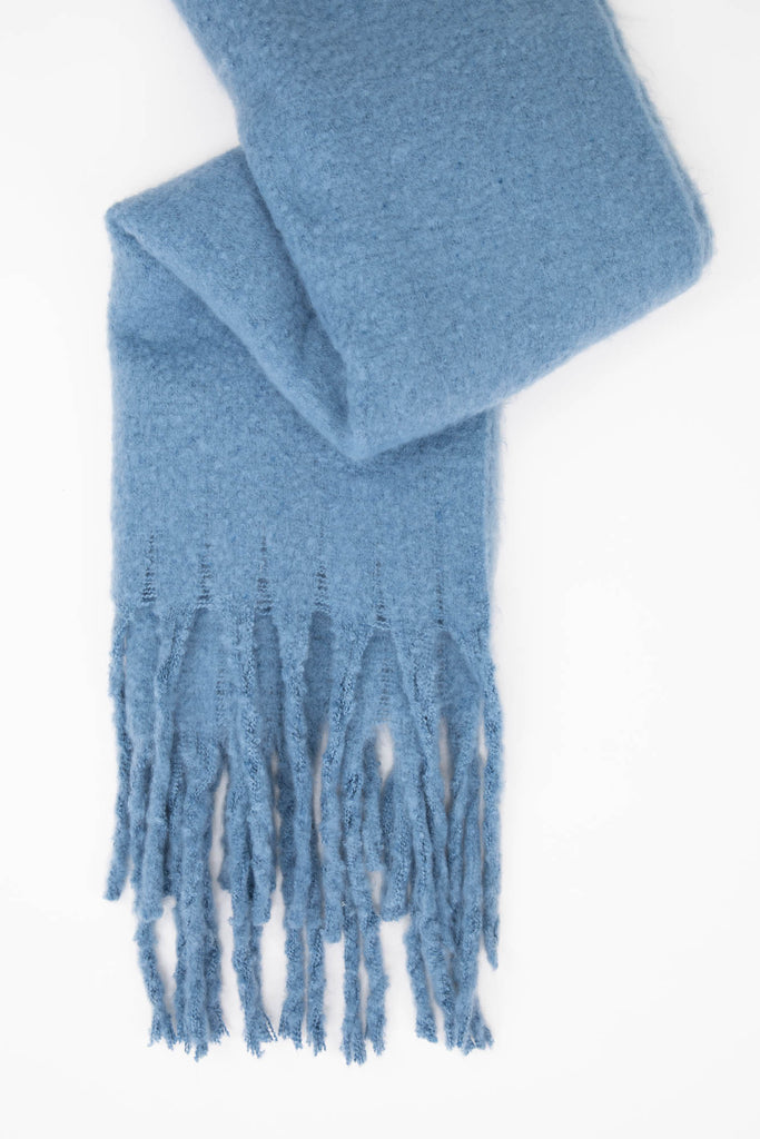 LUCINDA FRINGED SCARF