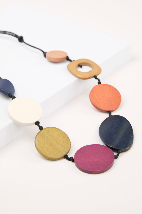 MARLENE WOODEN NECKLACE