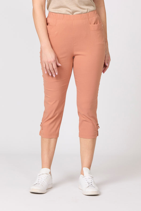 VIBE STRETCH EYELET CROP PANT