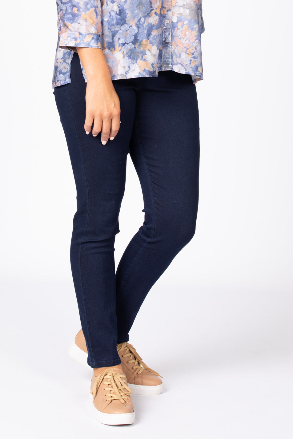 SUZY STRETCH LONG PULL ON JEAN