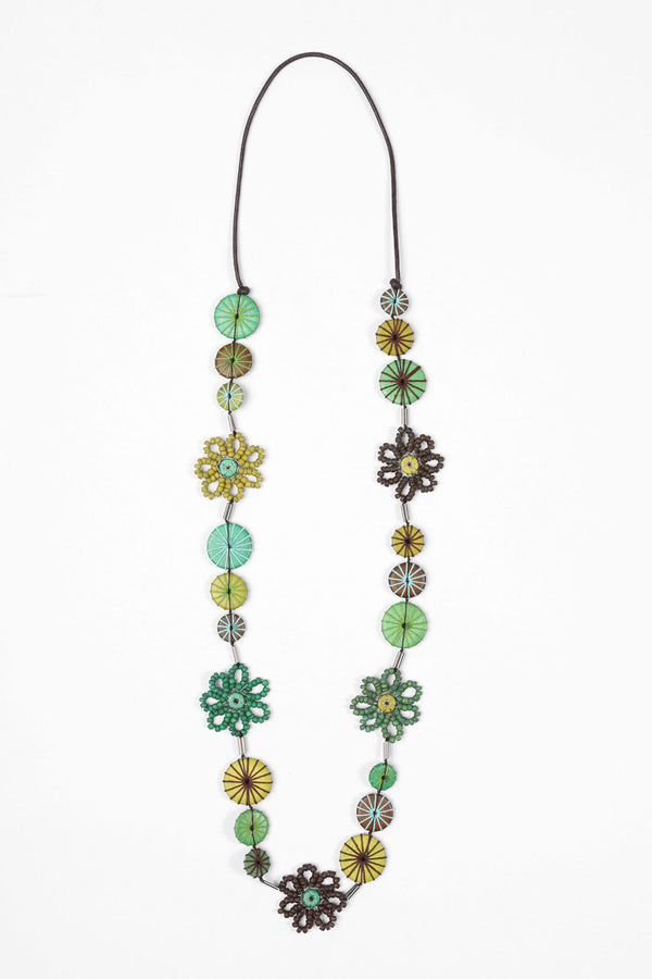 FLOWER AND STITCHED DISC NECKLACE