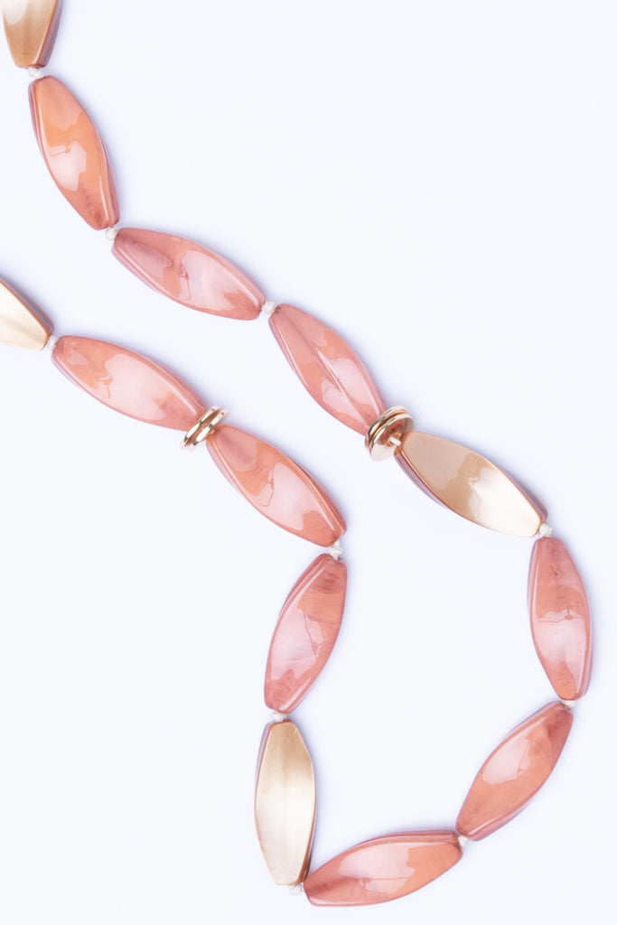 TWISTER BEADED NECKLACE